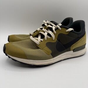 Nike Air Berwuda Running Shoes Men's Size 13 Camper Green 555305 301